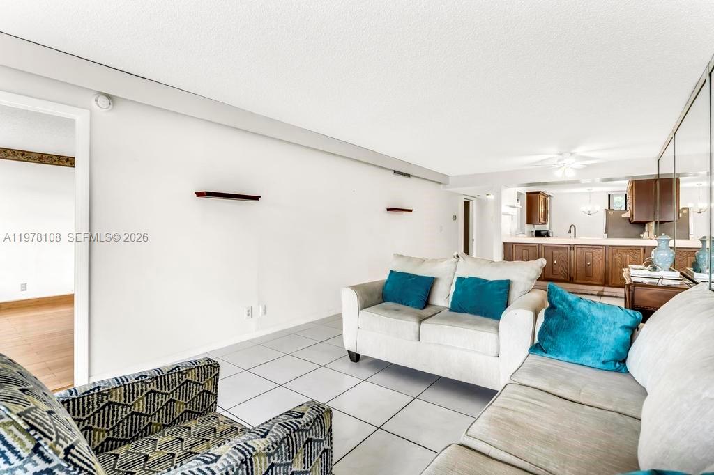 CORAL GATE III CONDO - Residential