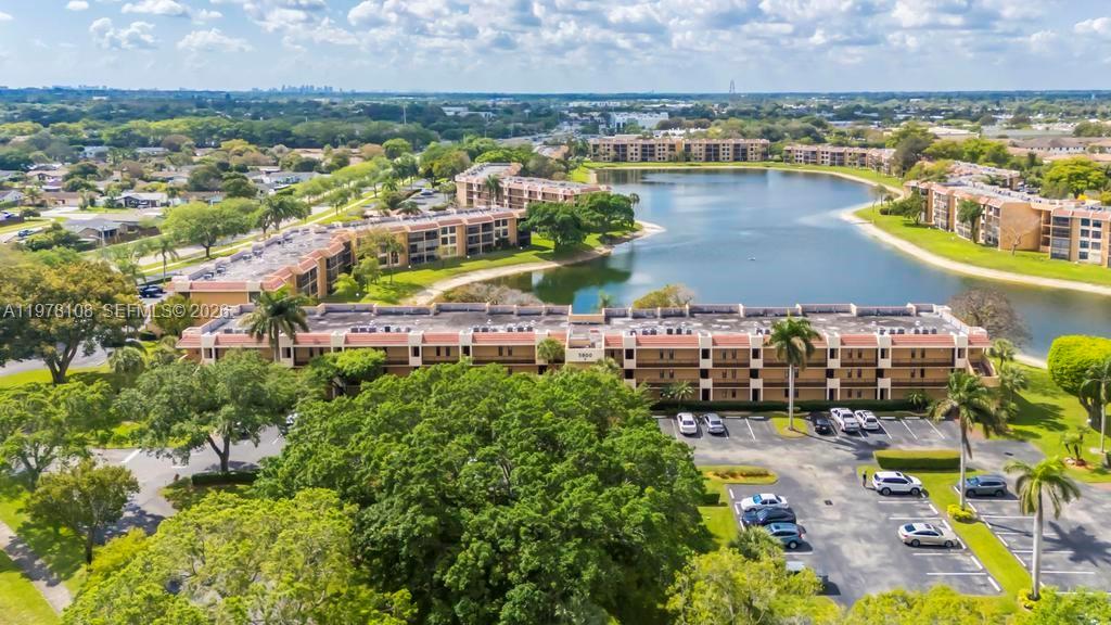 CORAL GATE III CONDO - Residential