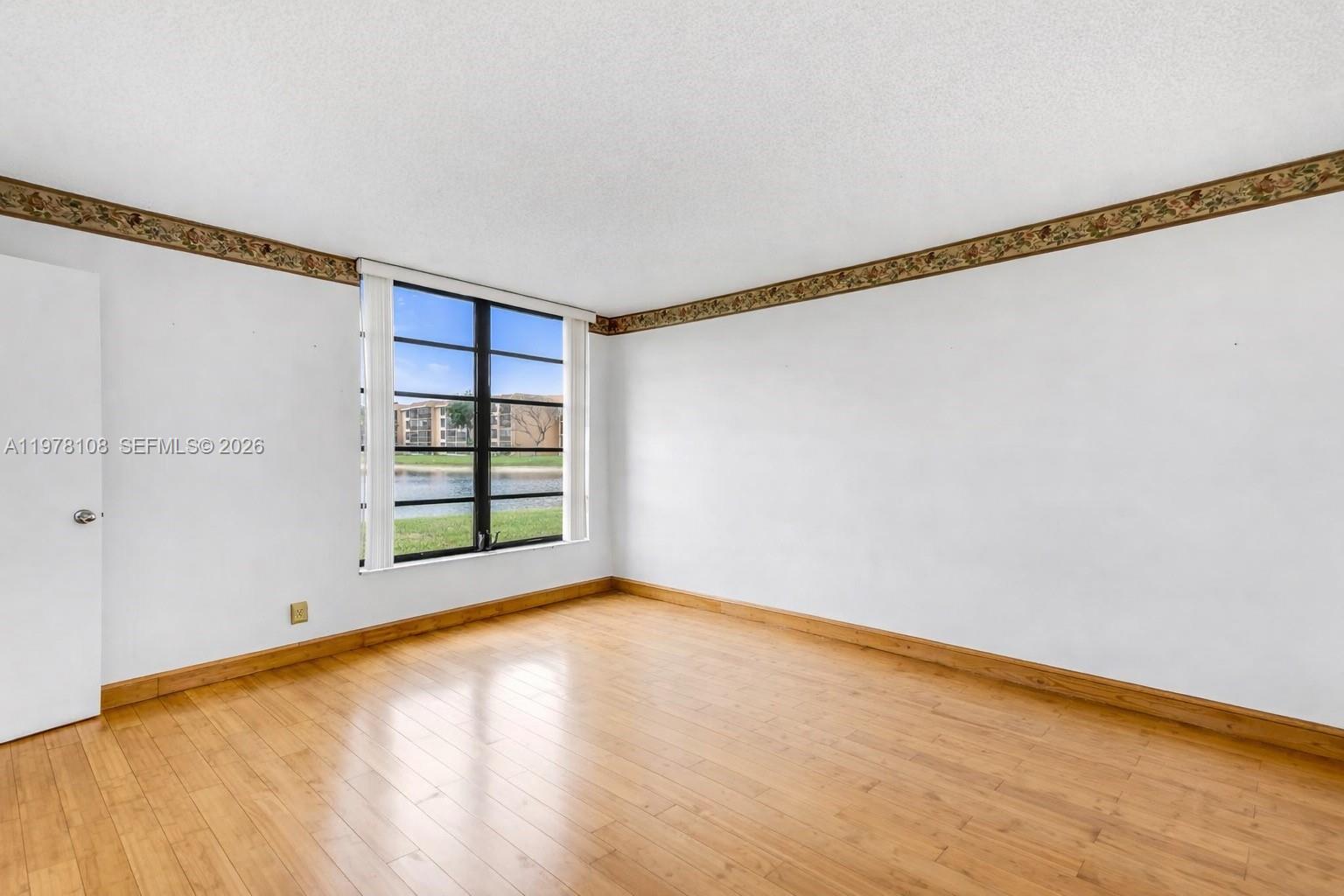 CORAL GATE III CONDO - Residential