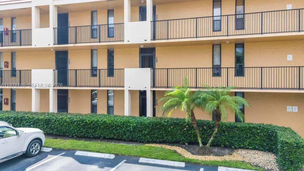 CORAL GATE III CONDO - Residential