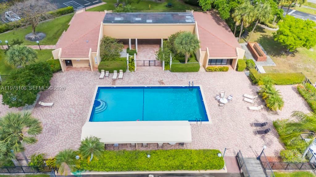 CORAL GATE III CONDO - Residential