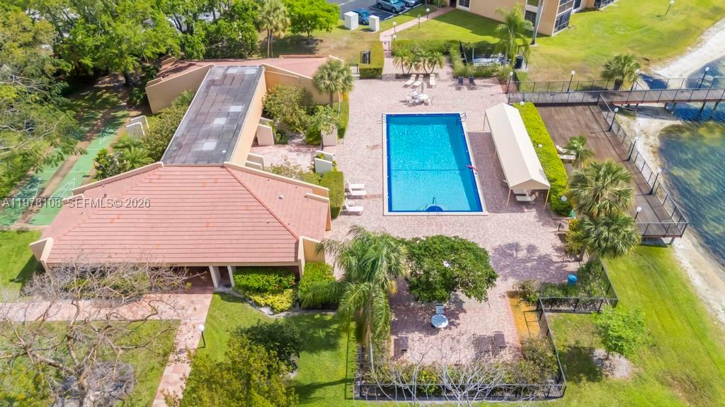 CORAL GATE III CONDO - Residential