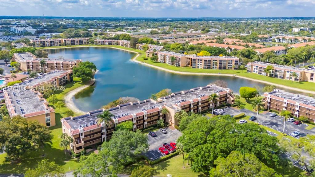 CORAL GATE III CONDO - Residential