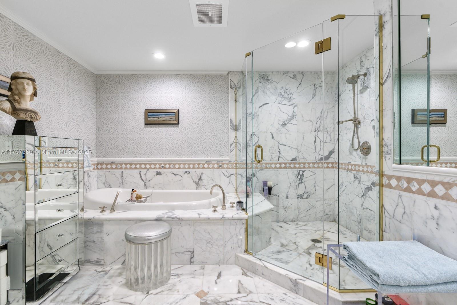 BELLINI CONDO - Residential