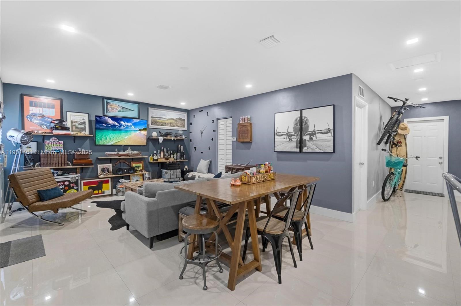 N MIAMI ESTATES - Residential