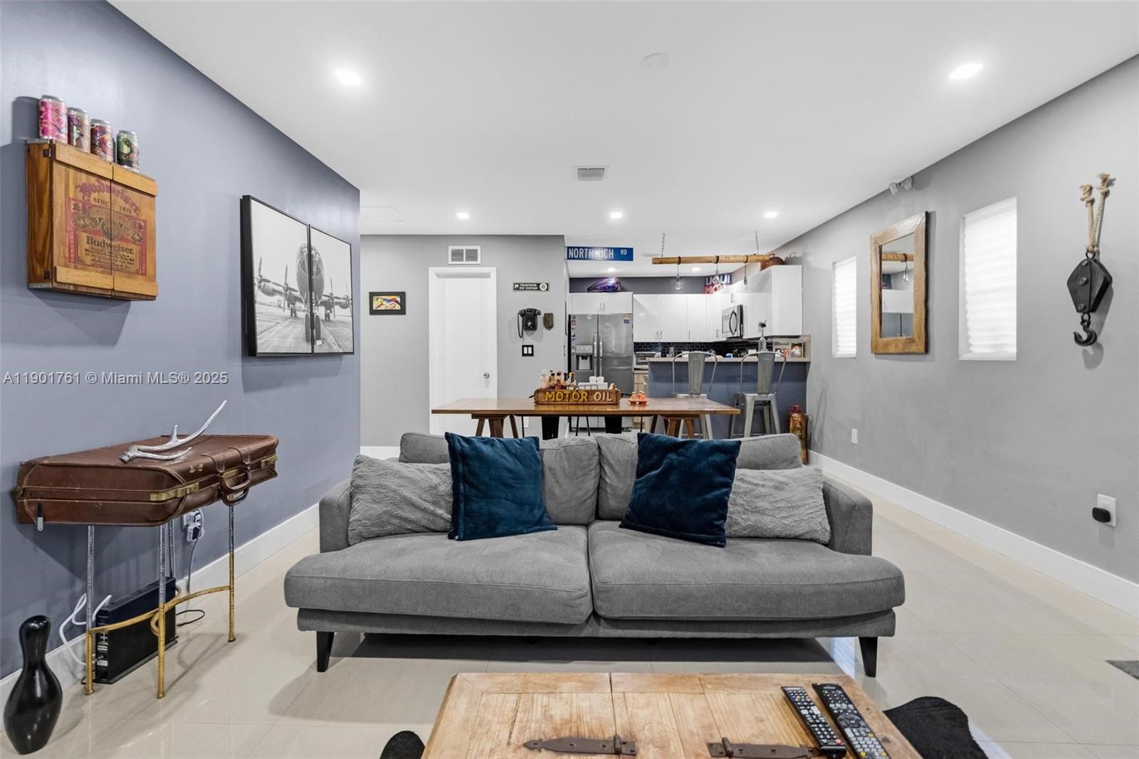 N MIAMI ESTATES - Residential