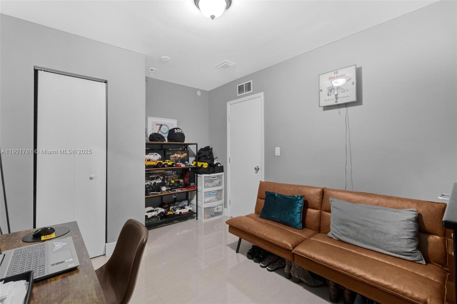 N MIAMI ESTATES - Residential