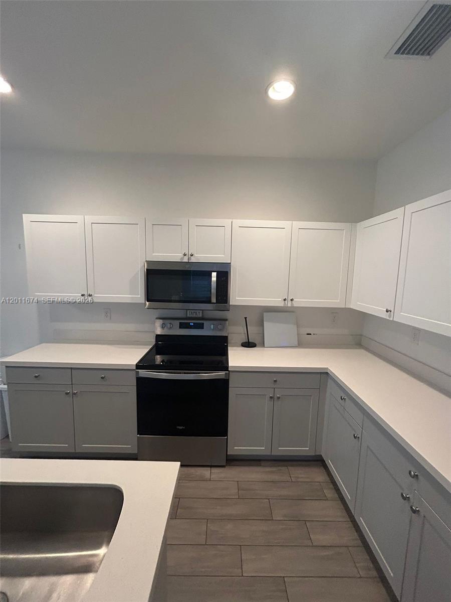 5541 AGOSTINO WAY 5541