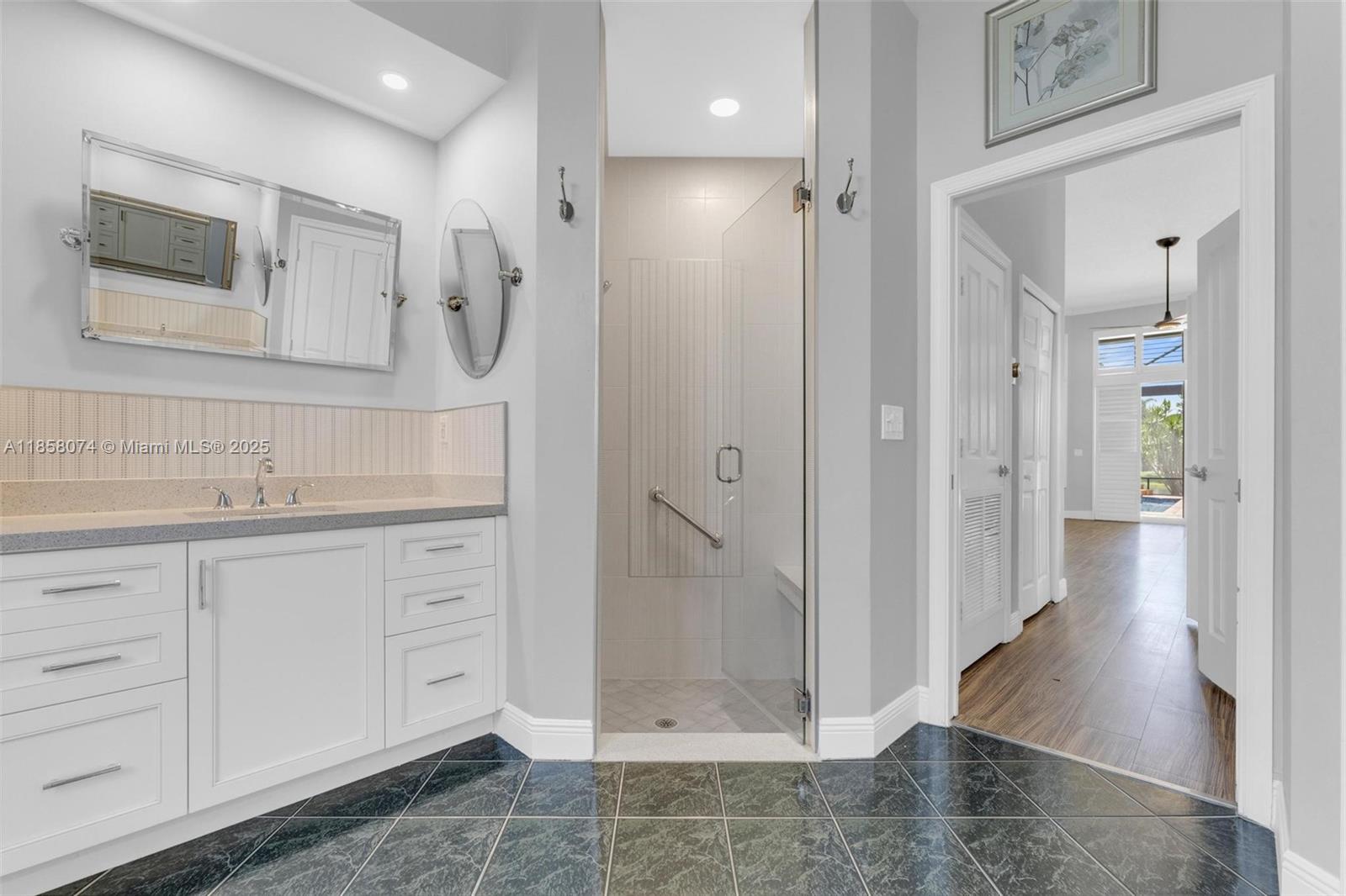 SECTOR 7 SOUTH - Residential Lease