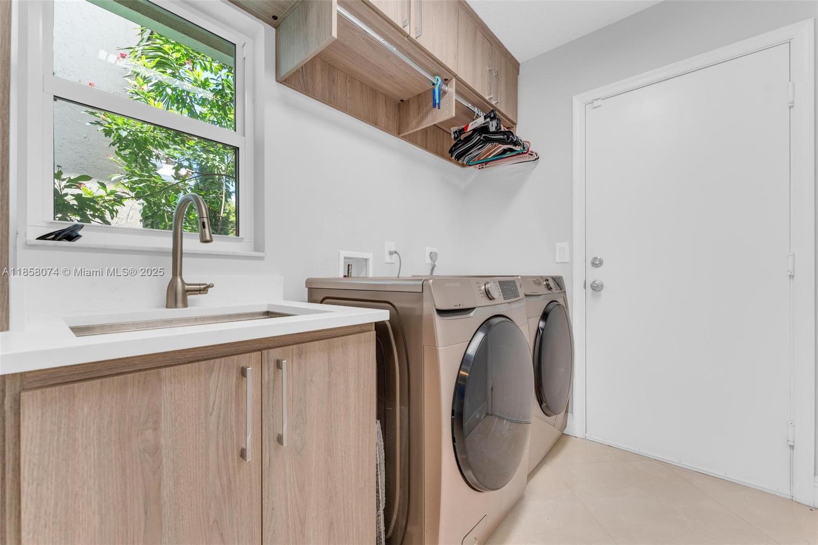 SECTOR 7 SOUTH - Residential Lease