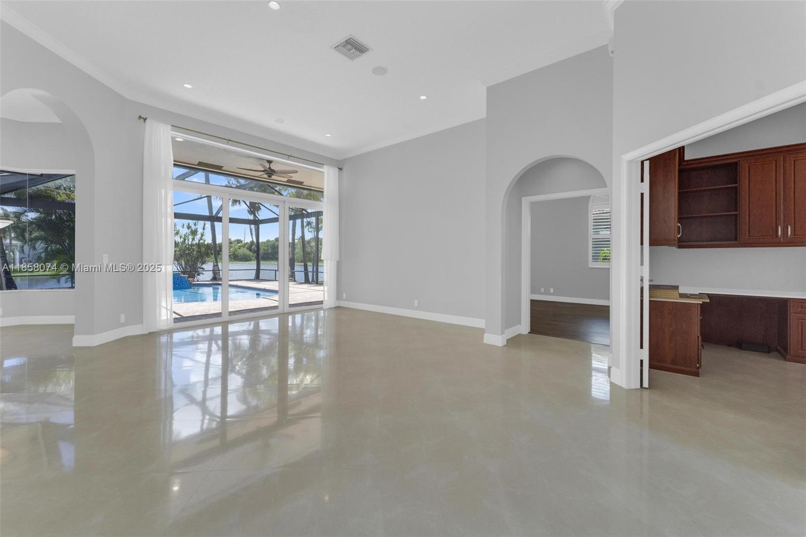 SECTOR 7 SOUTH - Residential Lease