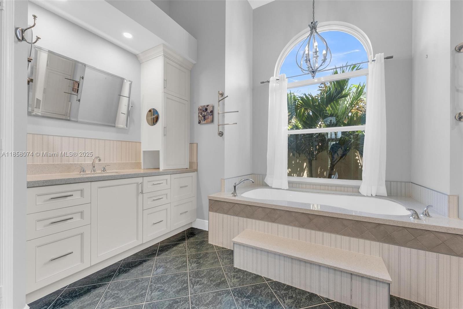 SECTOR 7 SOUTH - Residential Lease