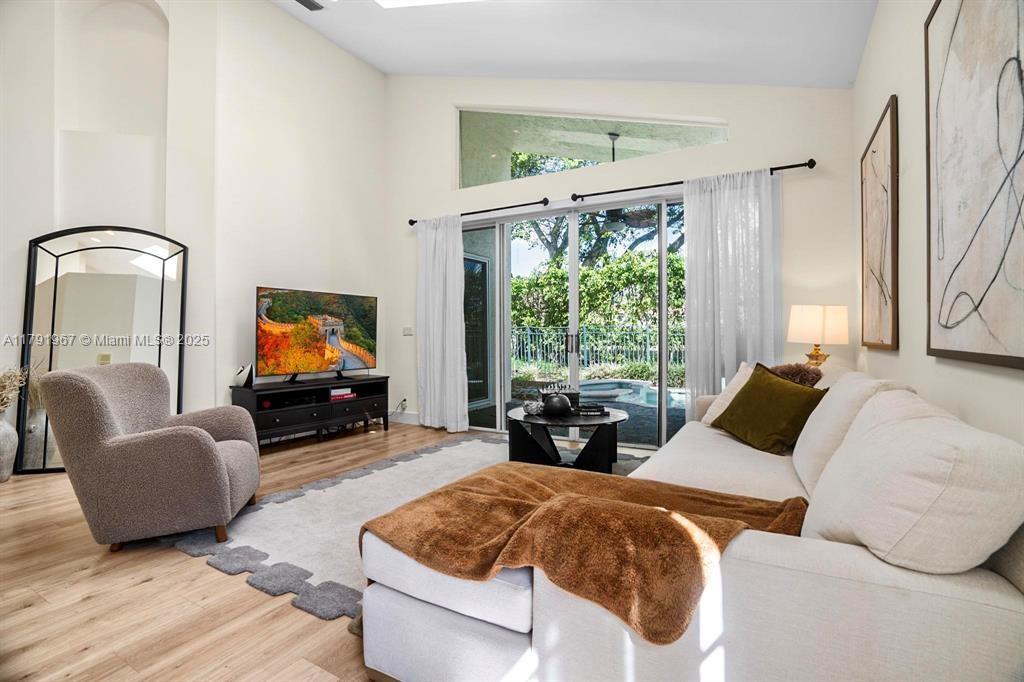 GLADES LANDING 3 - Residential