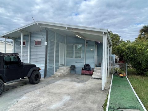 19800 SW 180th Ave UNIT 132 Miami FL 33187