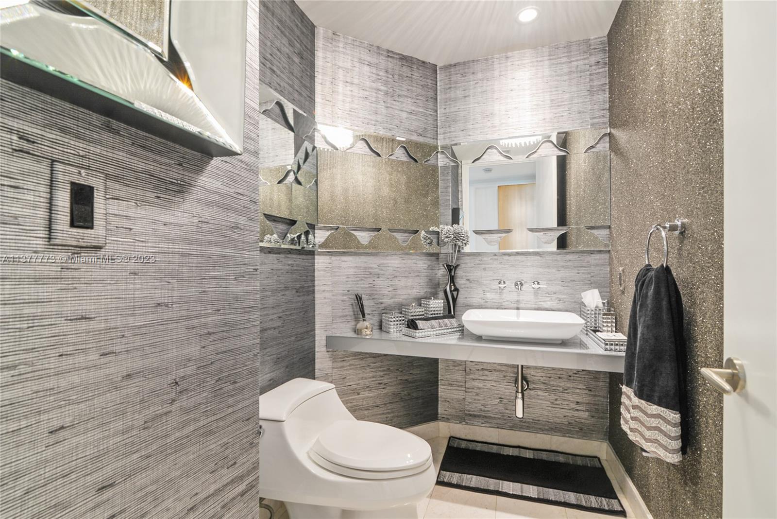 TURNBERRY OCEAN COLONY SO - Residential