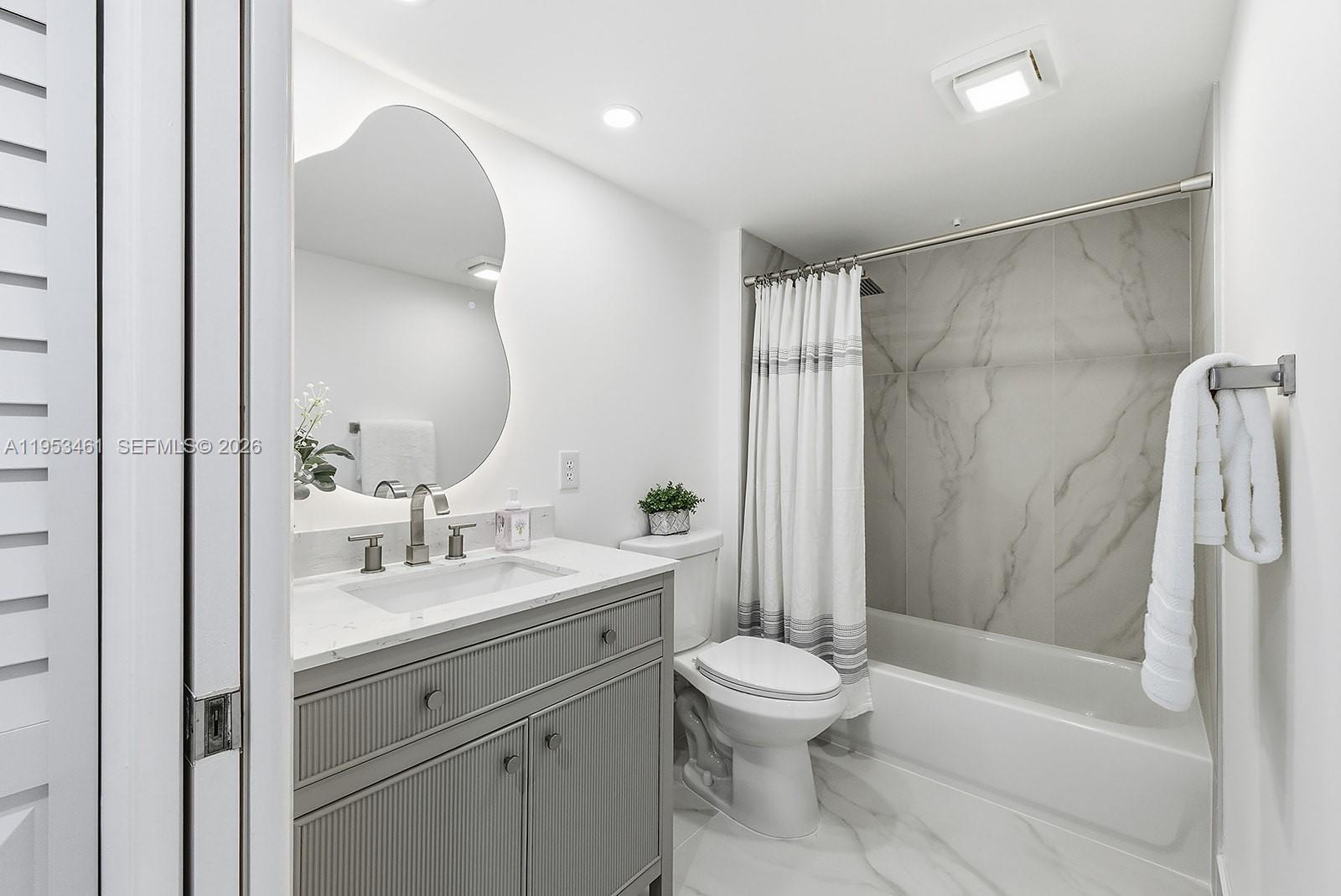 PLYMOUTH AT CENTURY VILLA - Residential