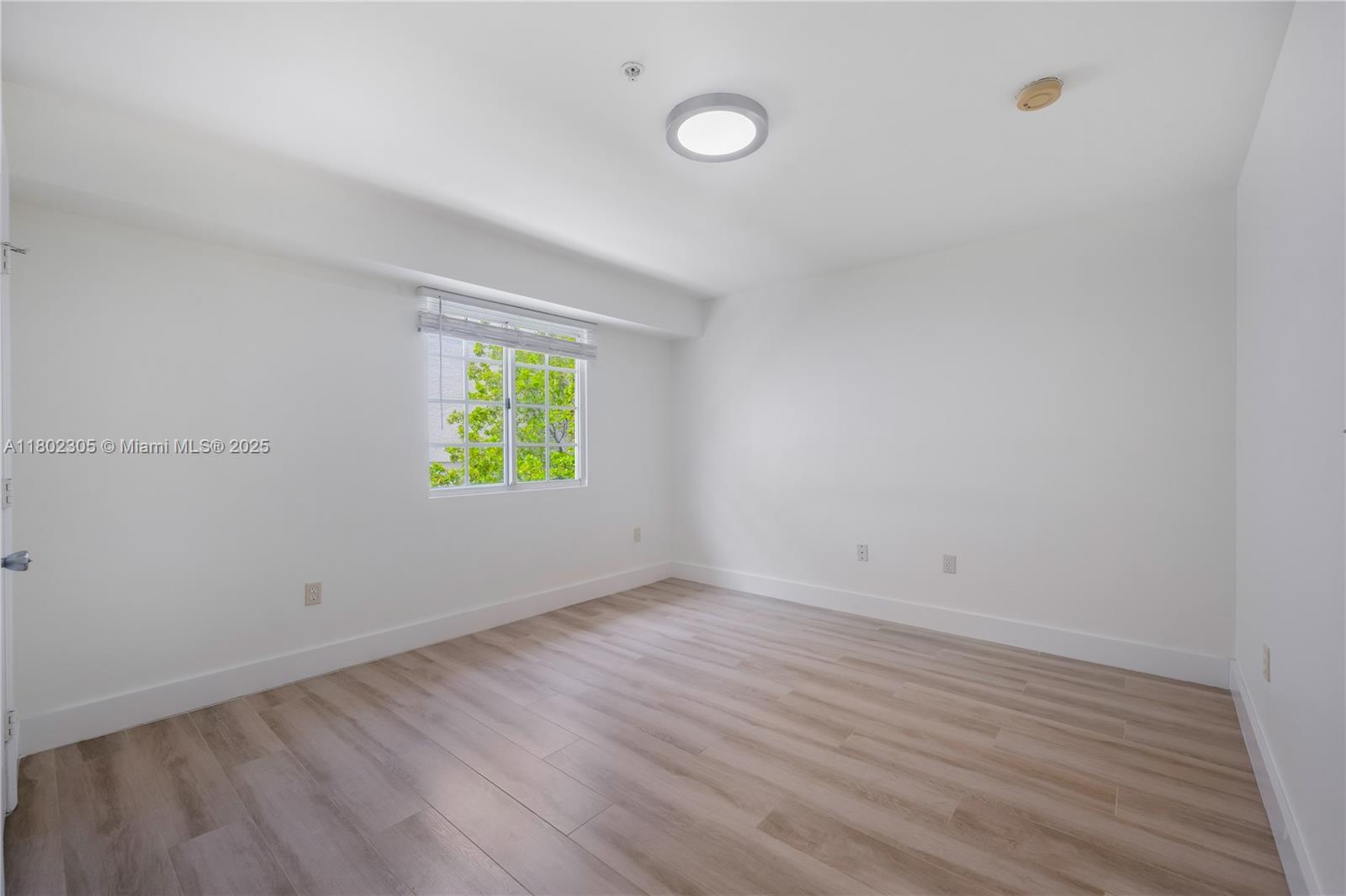 AVENTI AT AVENTURA CONDO - Residential
