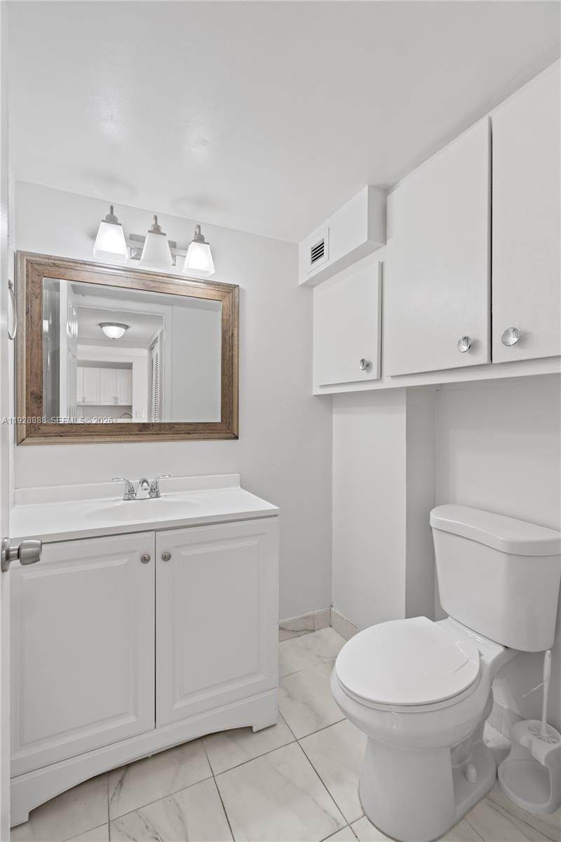 DIXIANA CONDO - Residential Lease