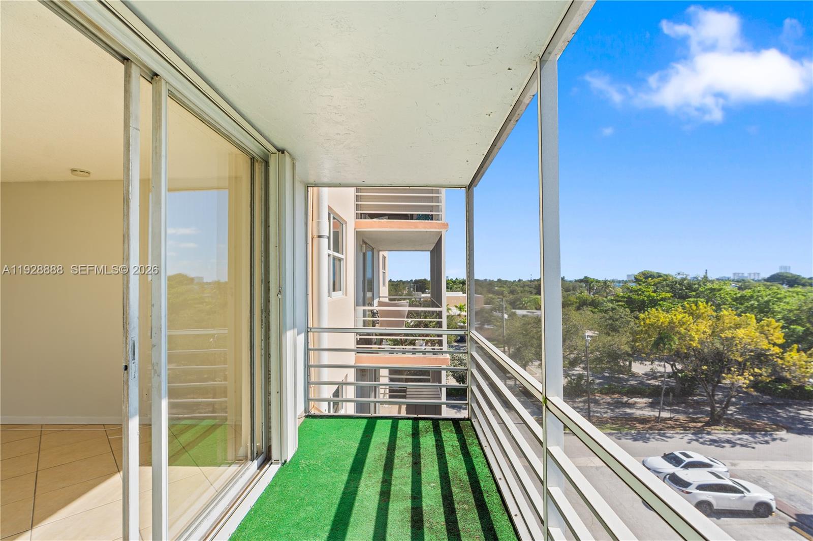 DIXIANA CONDO - Residential Lease