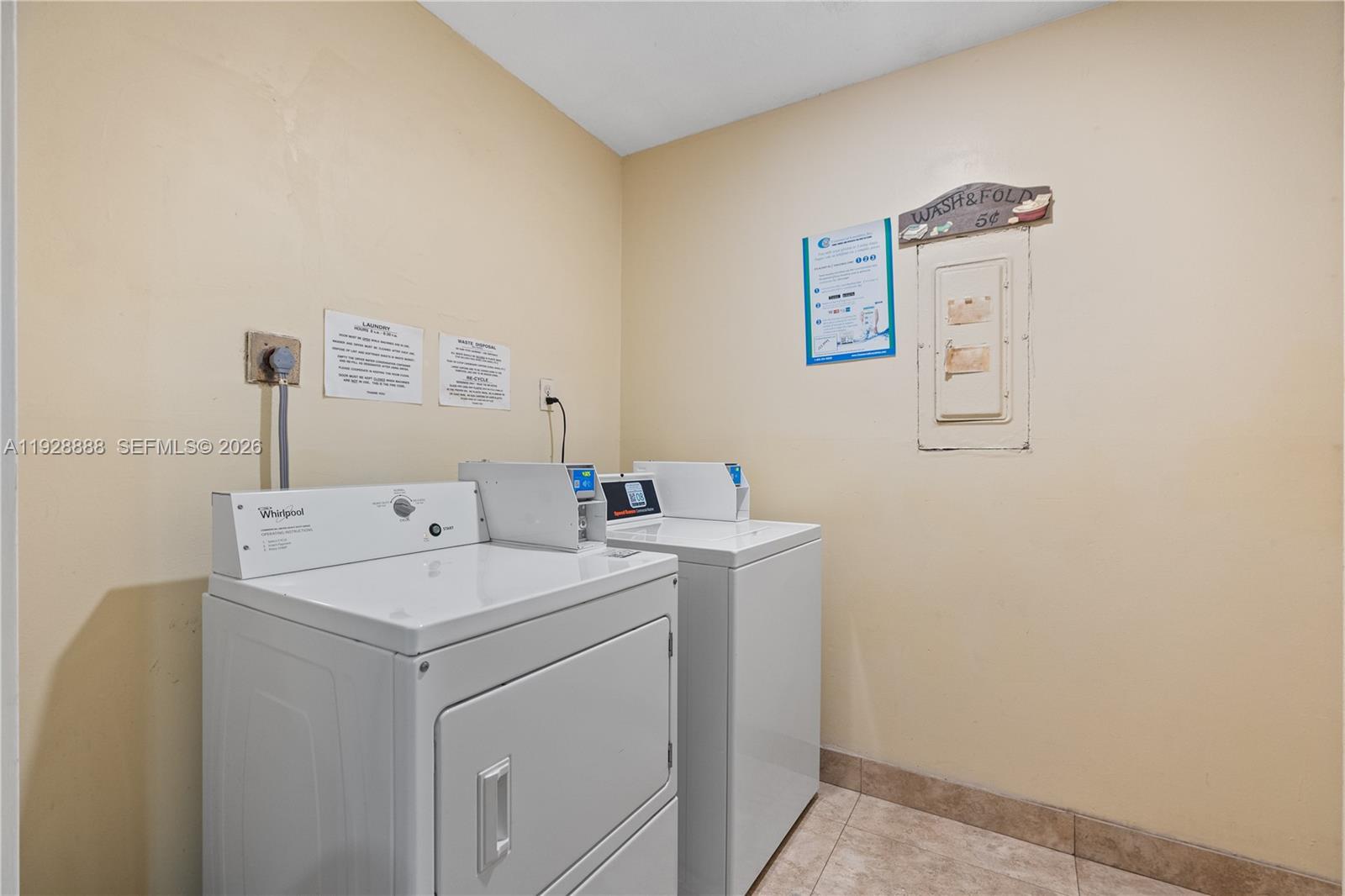 DIXIANA CONDO - Residential Lease