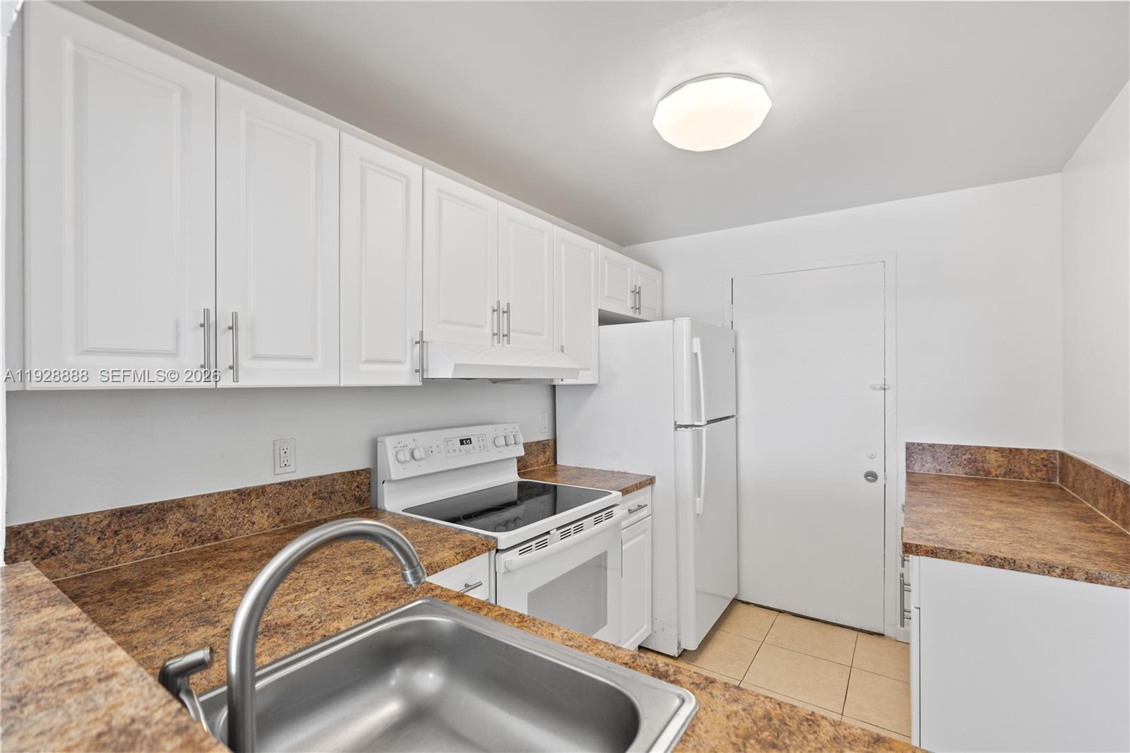 DIXIANA CONDO - Residential Lease