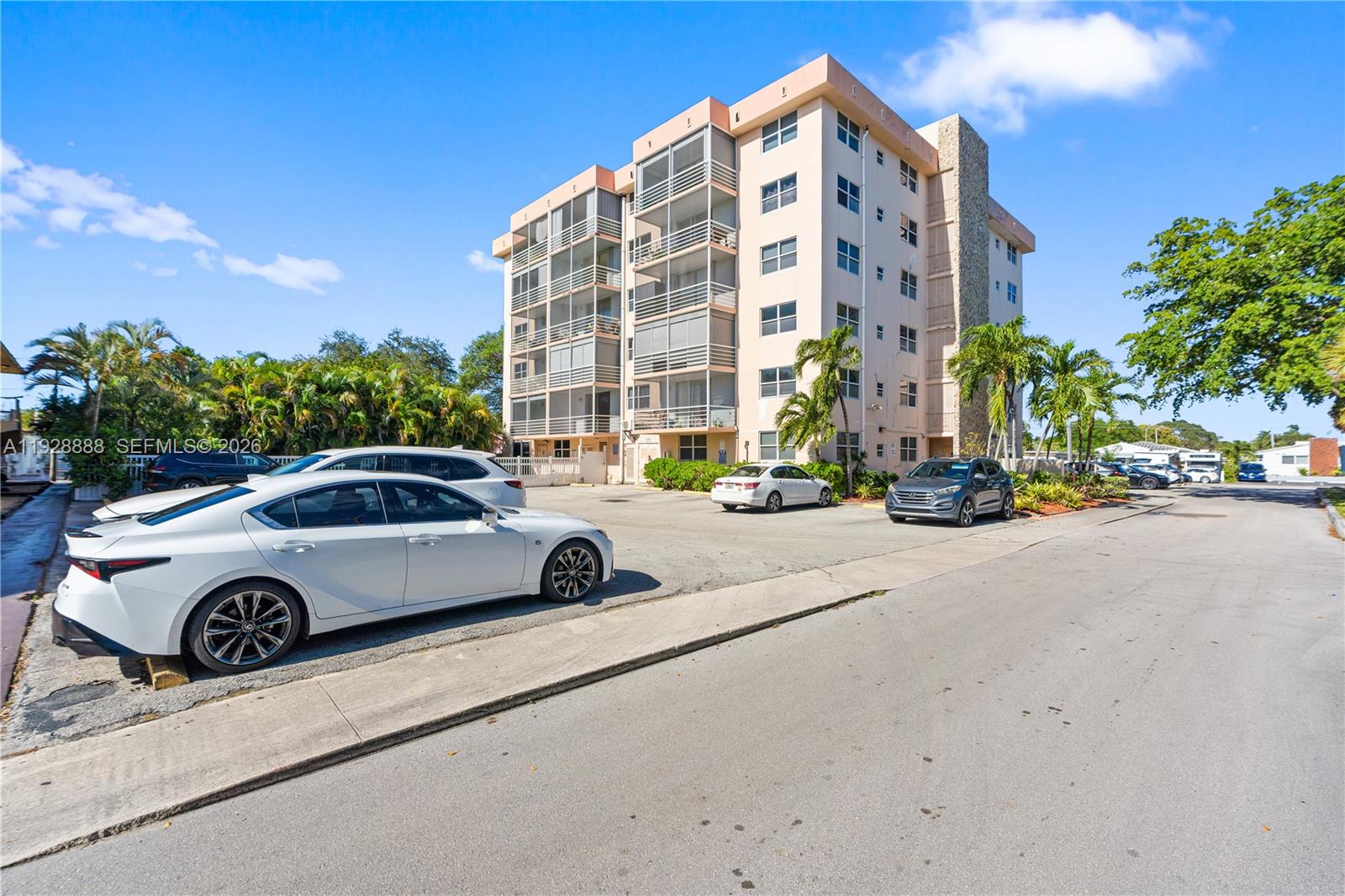 DIXIANA CONDO - Residential Lease