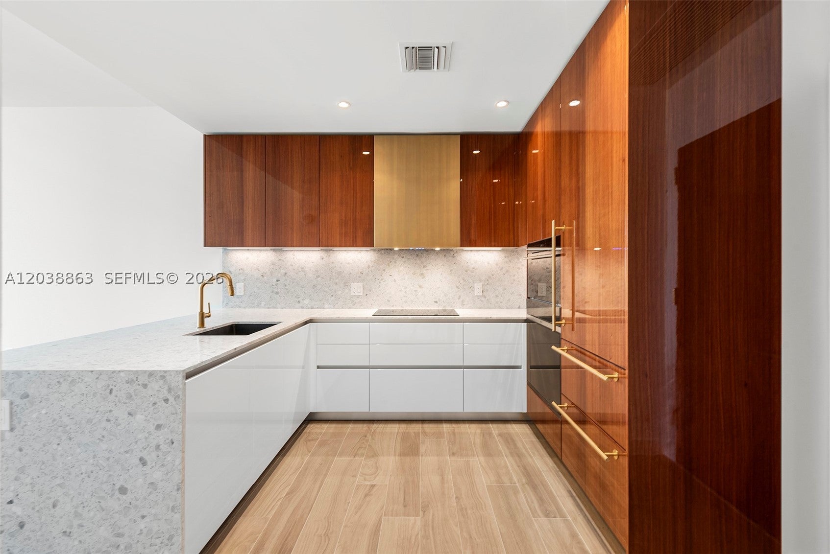 2678 Tigertail Ave 1005