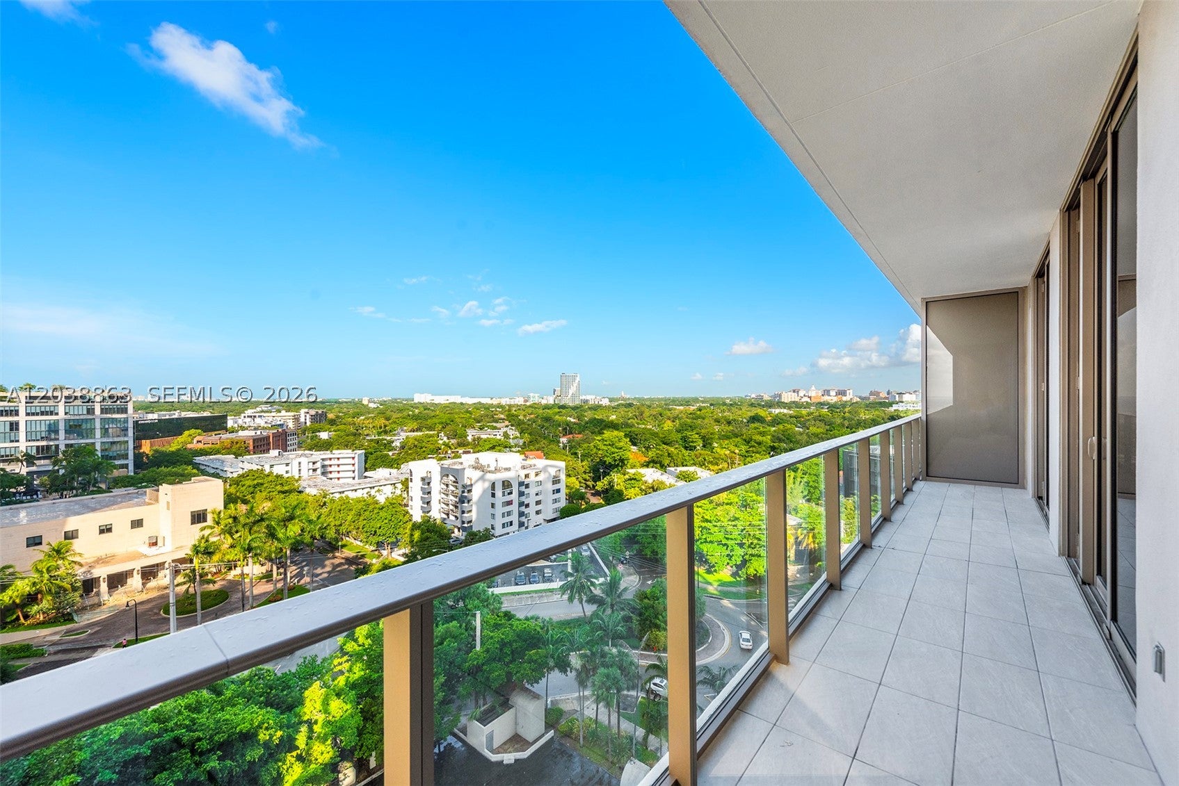 2678 Tigertail Ave 1005