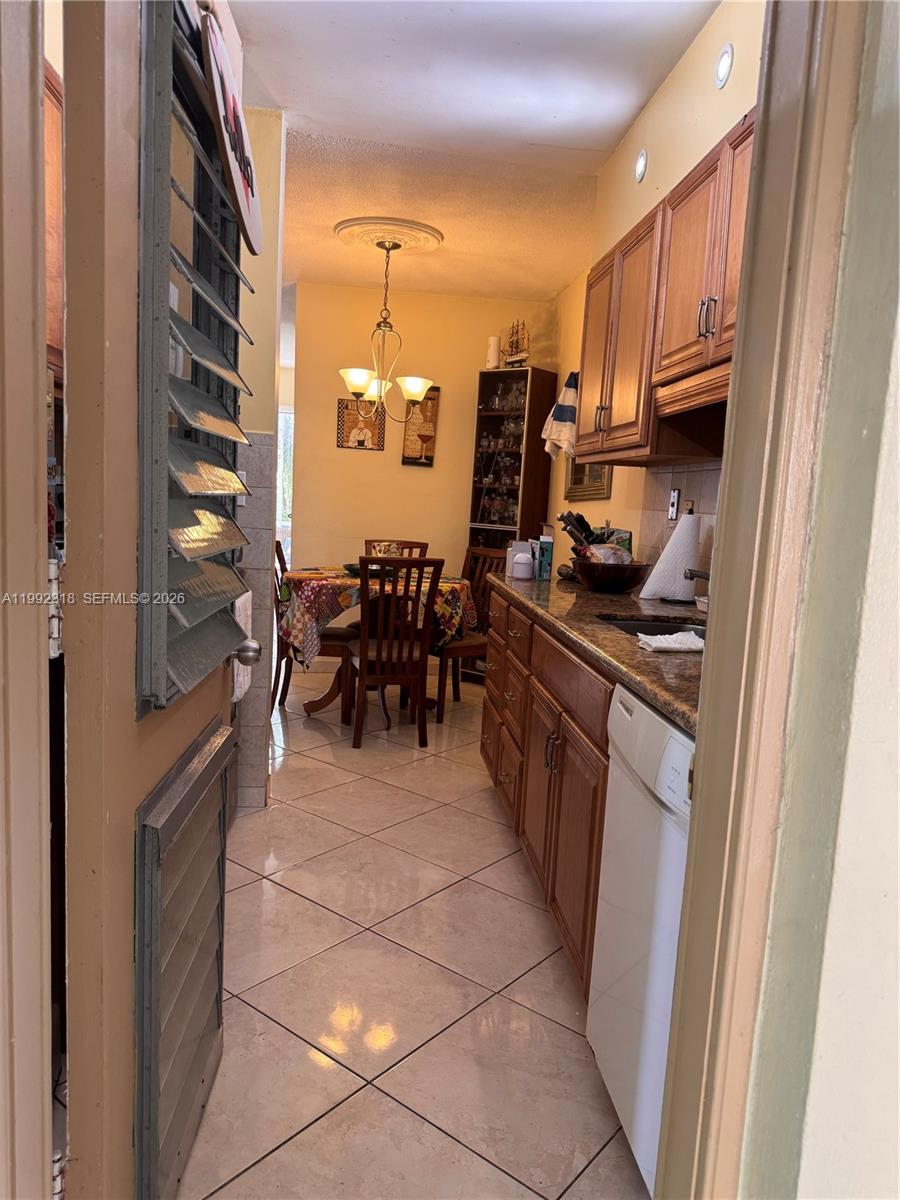 MAR-LEN GARDENS NO 4 CORP - Residential