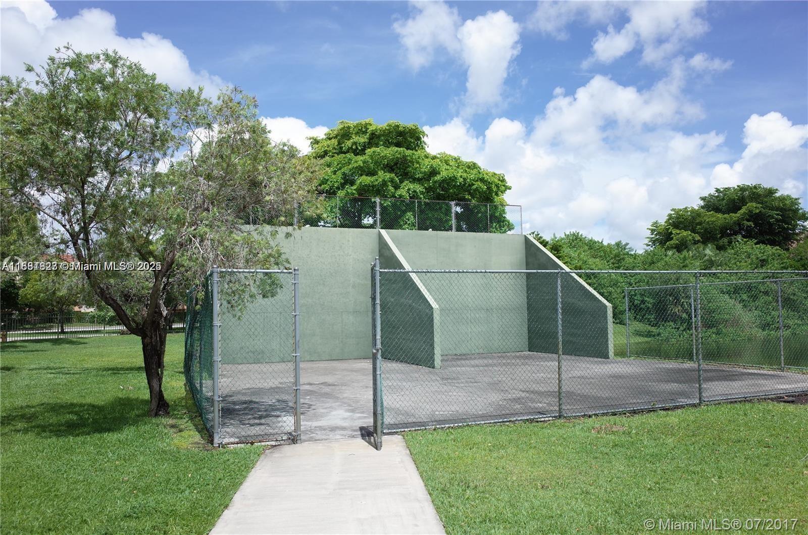 PENINSULA AT INTL GARDENS - Residential