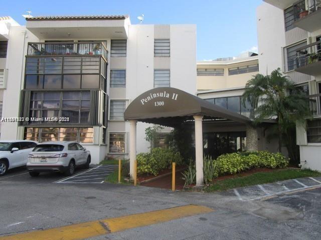 PENINSULA AT INTL GARDENS - Residential