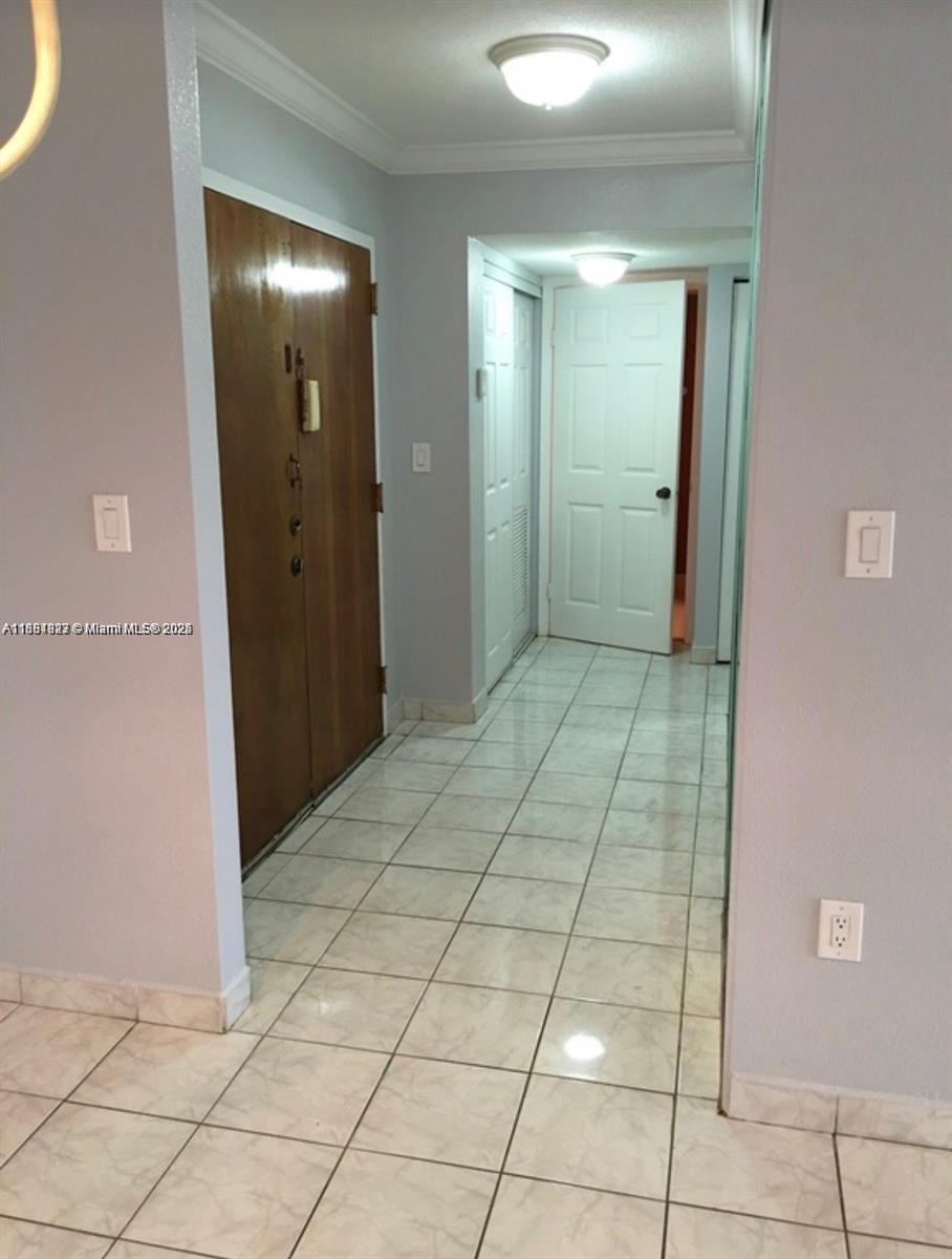 PENINSULA AT INTL GARDENS - Residential