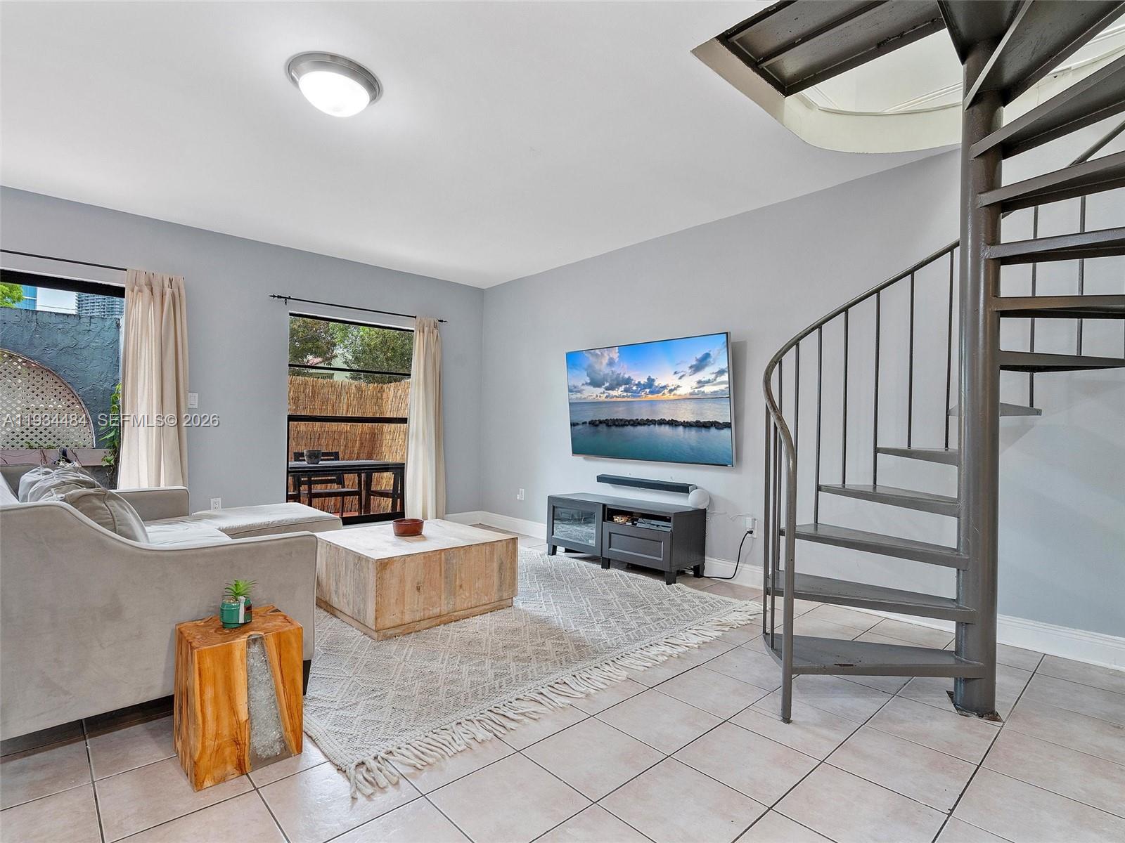 CORONA BAY TOWNHOUSES CON - Residential