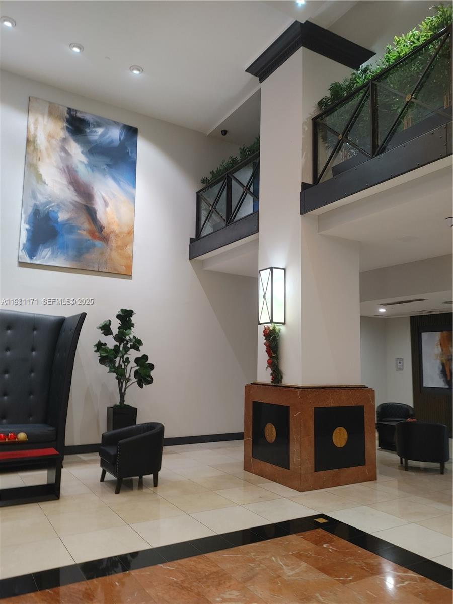 VENETIA CONDO - Residential