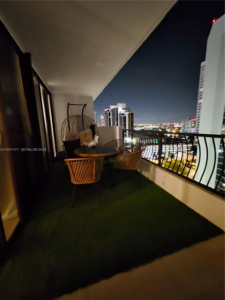 VENETIA CONDO - Residential