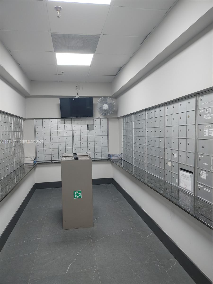 VENETIA CONDO - Residential