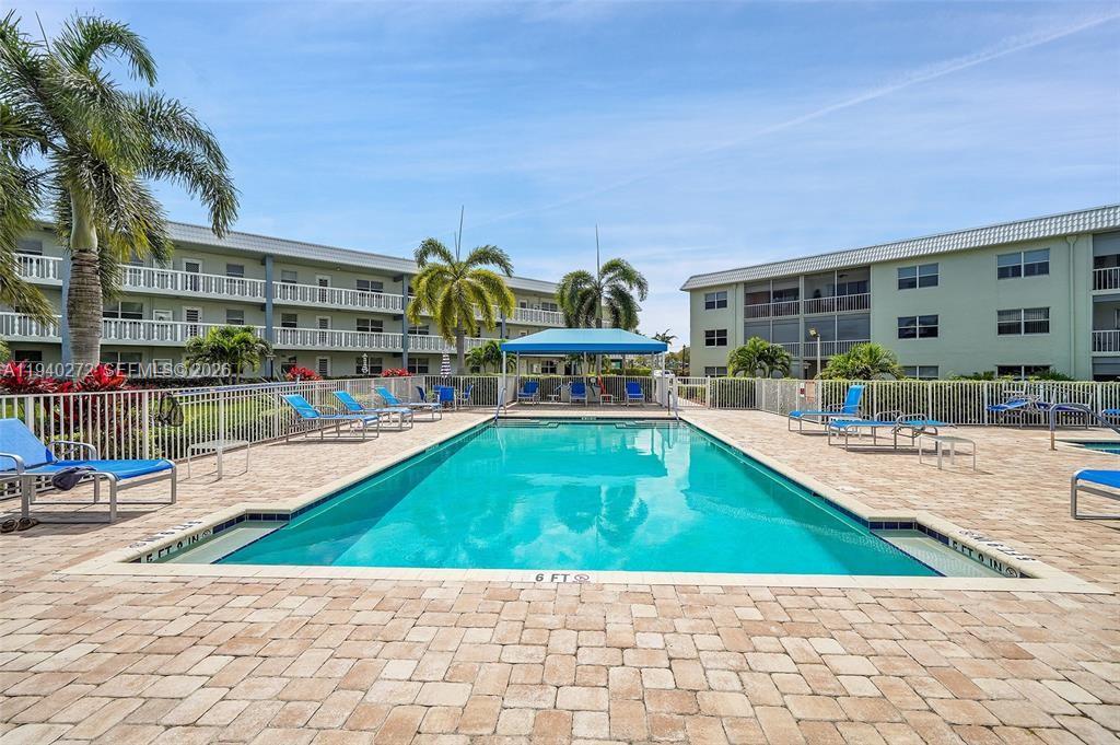 SANDALFOOT SOUTH THREE CO - Residential