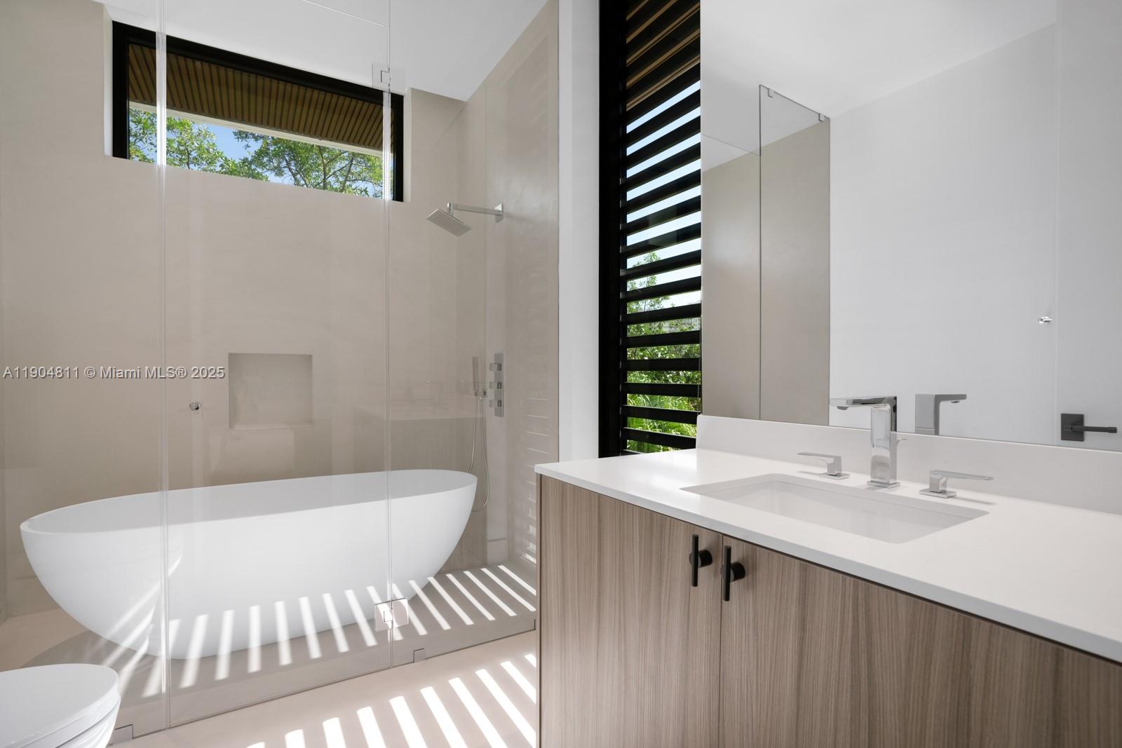 BAL HARBOUR RESIDENTIAL S - Residential