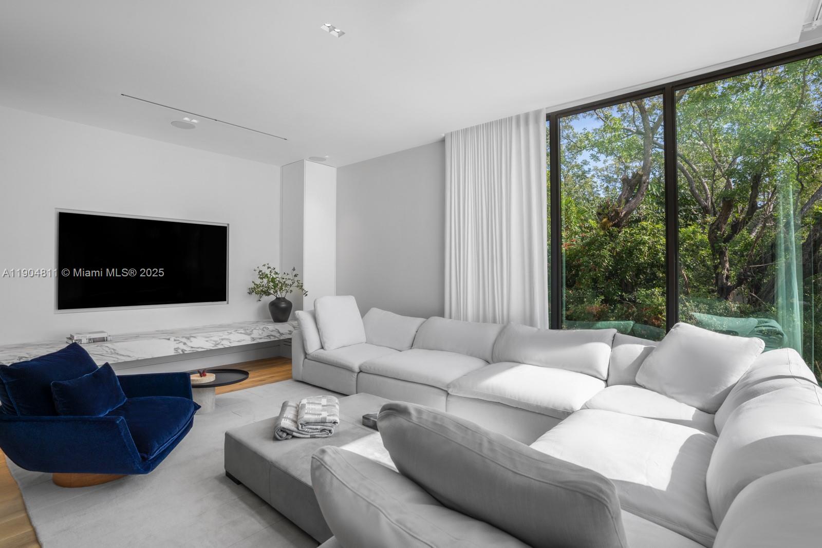 BAL HARBOUR RESIDENTIAL S - Residential