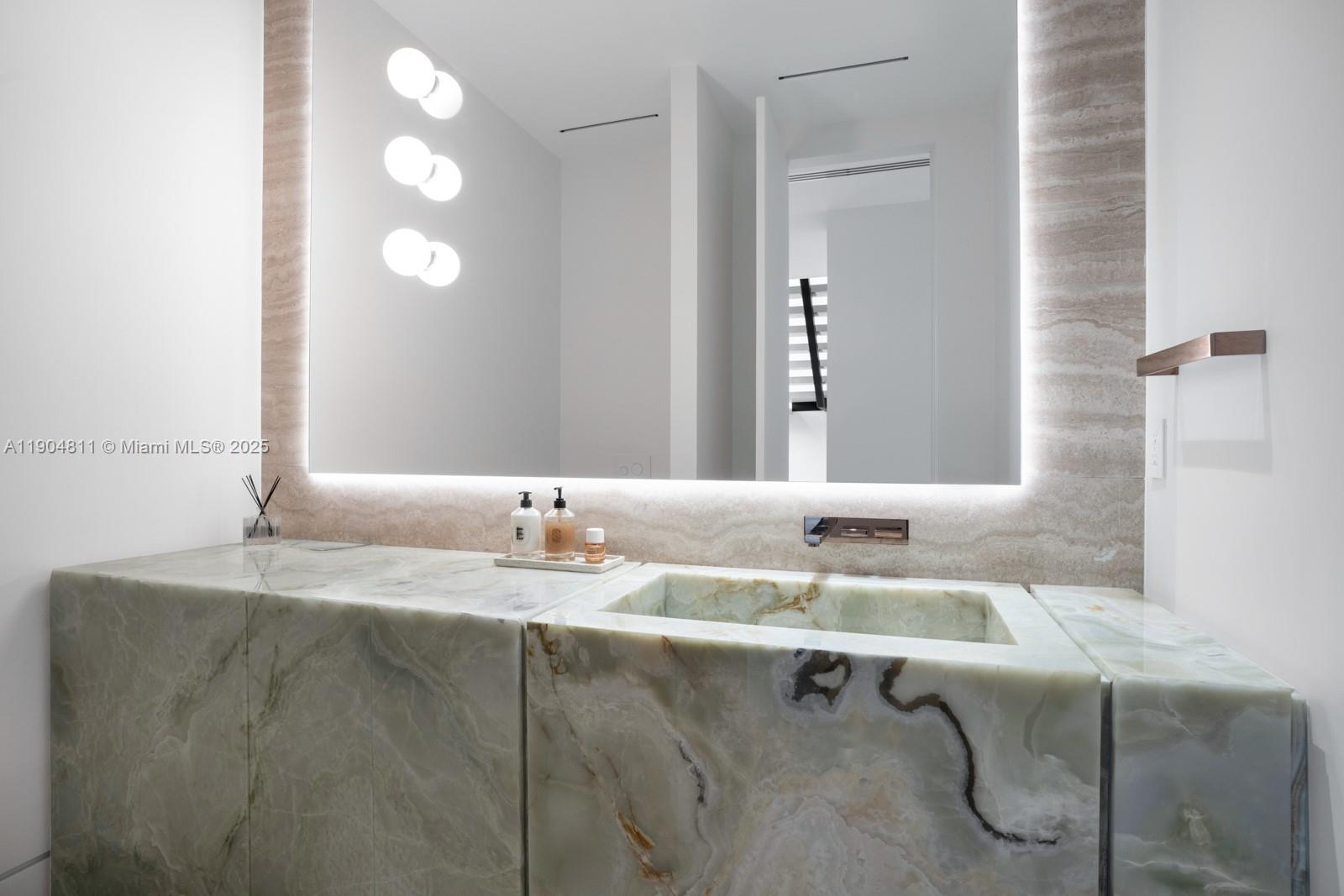 BAL HARBOUR RESIDENTIAL S - Residential