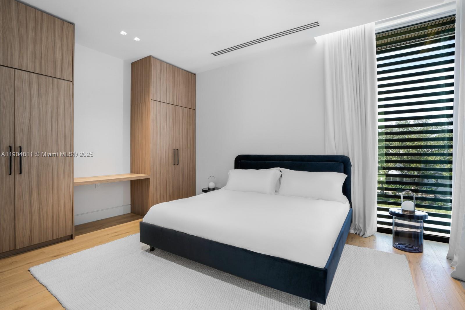 BAL HARBOUR RESIDENTIAL S - Residential