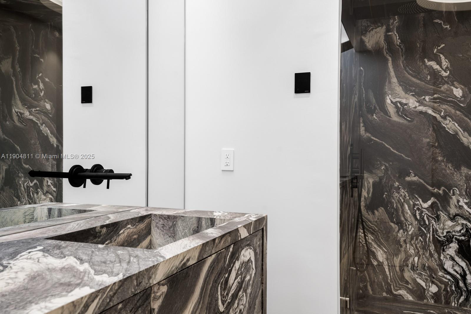 BAL HARBOUR RESIDENTIAL S - Residential