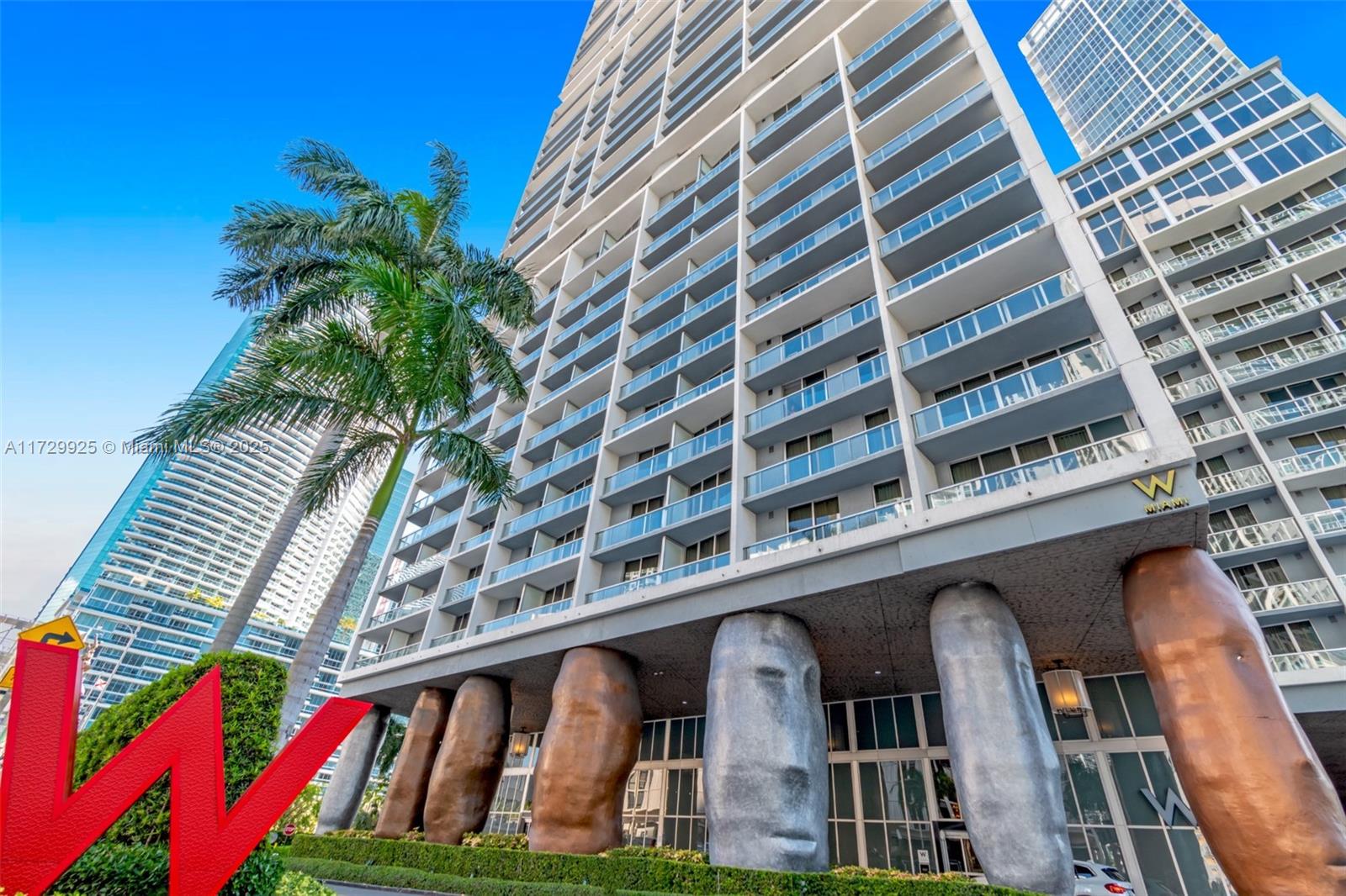 Property for Sale at 485 Brickell Ave 3009, Miami, Broward County, Florida - Bedrooms: 2 
Bathrooms: 1  - $910,000