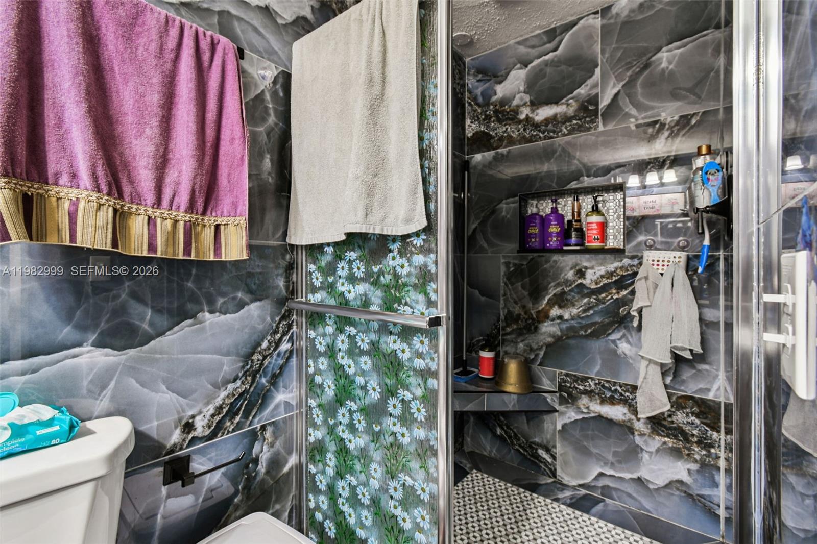 MOUNT PLYMOUTH - Residential