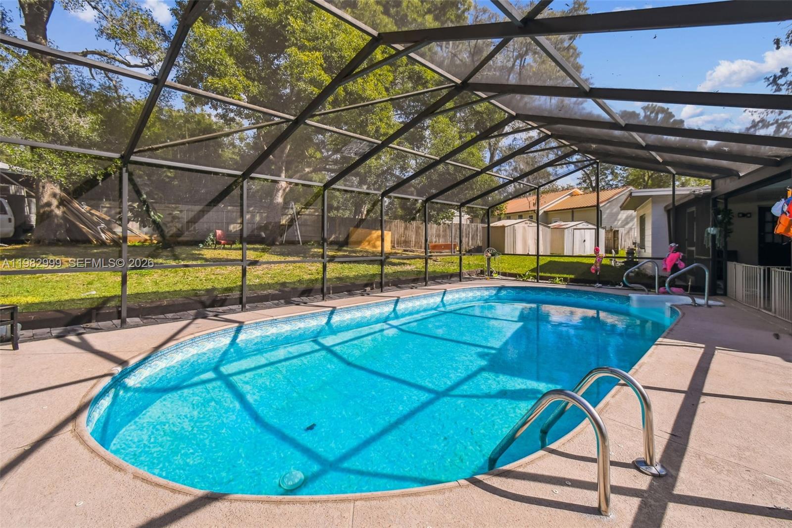 MOUNT PLYMOUTH - Residential