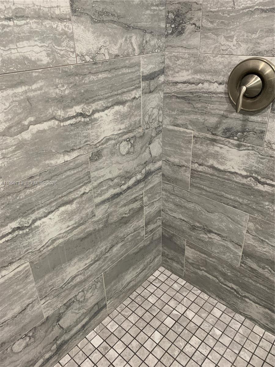 HANSONS LANDING CONDO - Residential