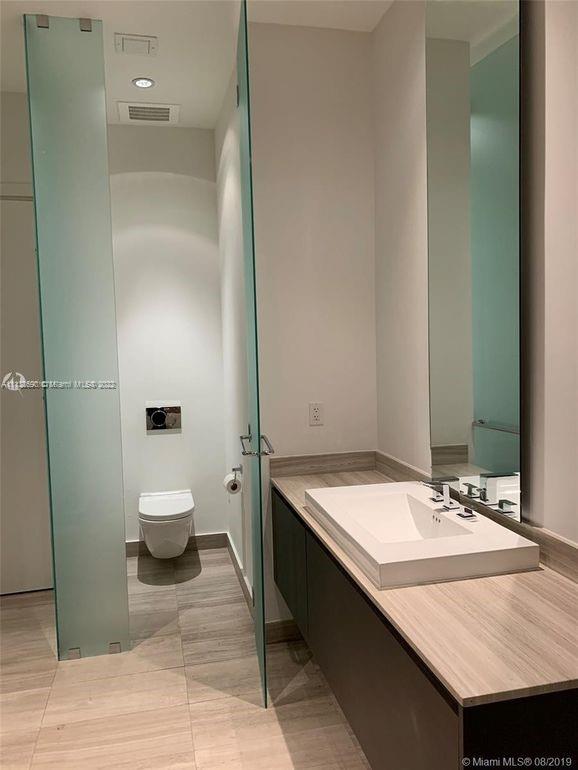 ECHO Aventura - Residential