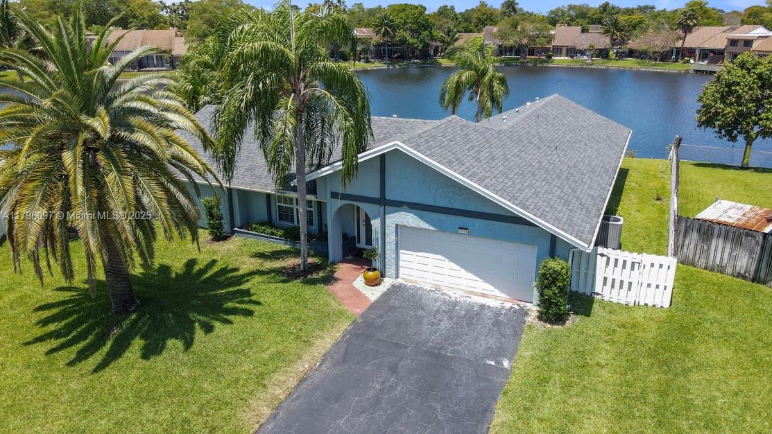 1151 Nw 78th Ter, Plantation, Miami-Dade County, Florida - 5 Bedrooms  
3 Bathrooms - 