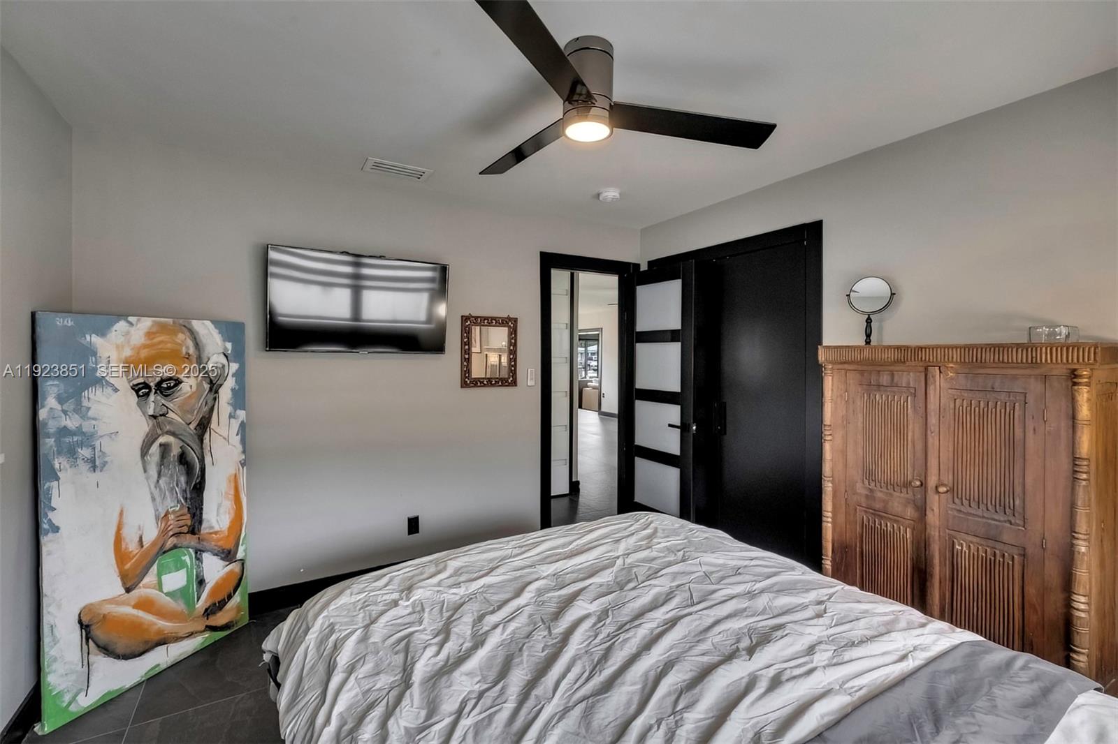 LLOYD ESTATES ADD RESUB - Residential Lease