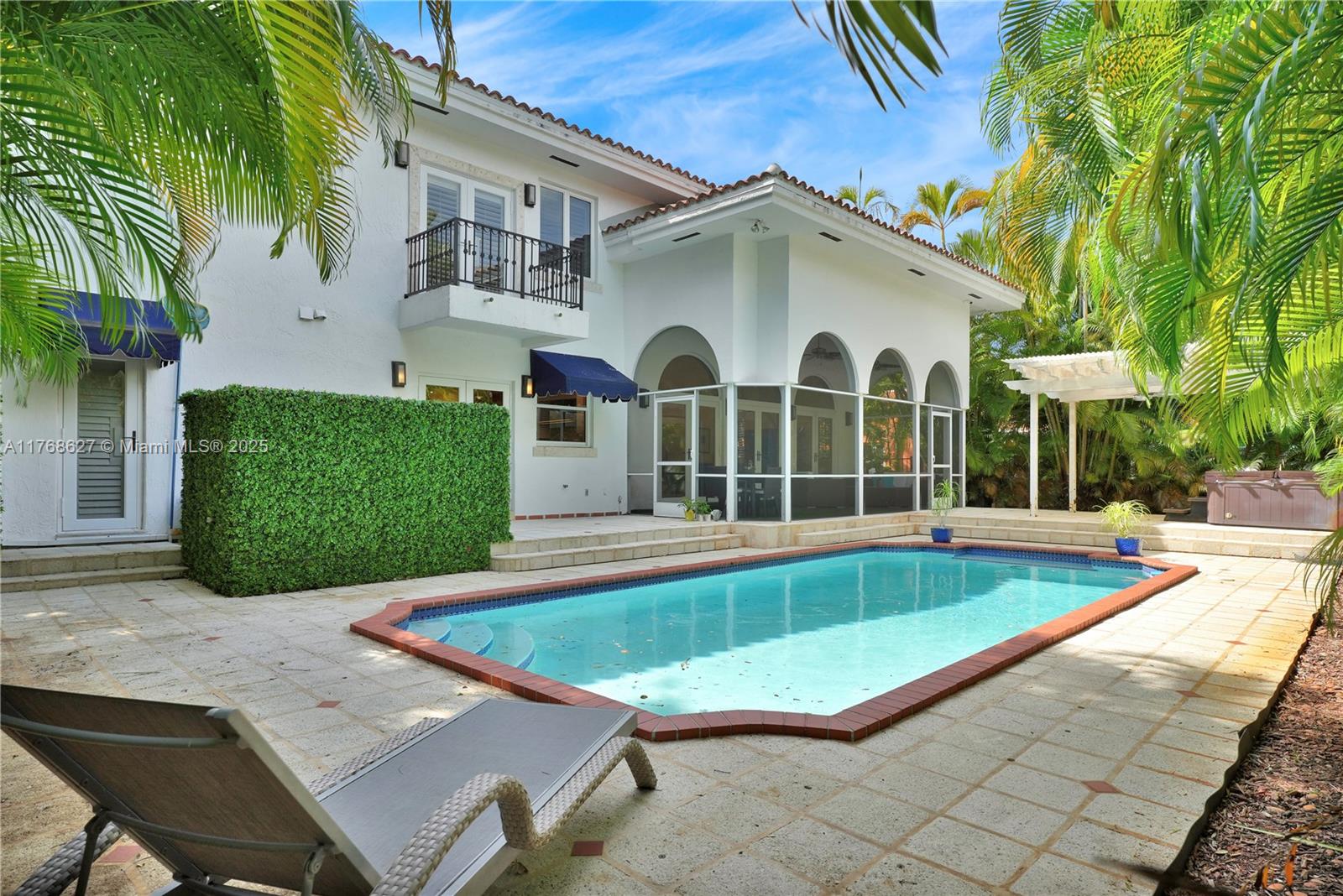 CORAL GABLES SEC E - Residential